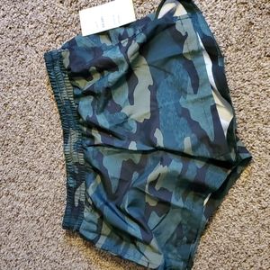 Old Navy Active Shorts - Camo